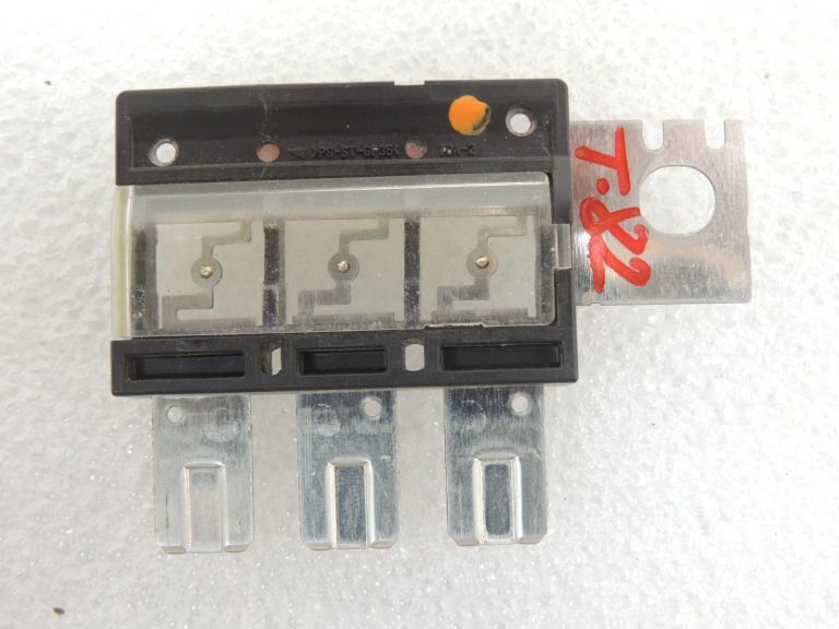 Toyota Yaris IV galvenā drošinātāja kausējamais drošinātājs 82620K0050 82620K0060 OE