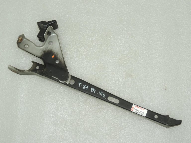 Toyota Corolla E210 slēdzenes turētājs, motora pārsega slēdzenes balsts 5320802260 OE