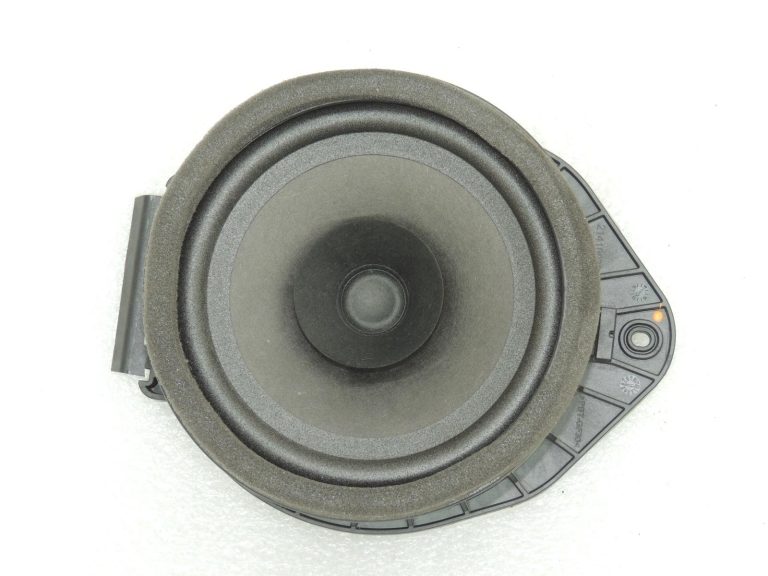 Opel Zafira C Tourer aizmugurējo durvju skaļruņi Infinity UQA 20906258 OE