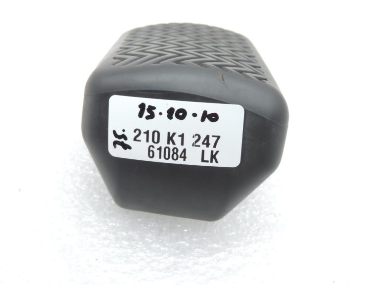 OE Toyota Corolla E21 automātiskās pārnesumkārbas bremžu pedāļa uzlikas 4712147010