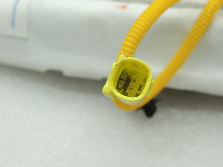 Toyota Yaris IV pasažiera sēdekļa labās puses sānu gaisa spilvens 73910K0010 73910K0011 OE