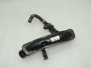 Toyota Corolla E210, C-HR, Auris 1.2T – starpdzesēšanas gaisa caurule, ieplūdes caurule 1736047011