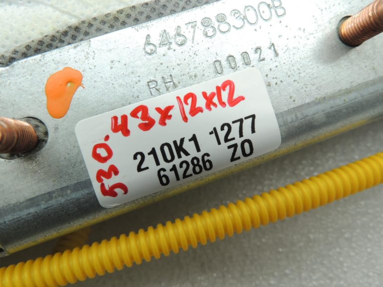 Toyota Yaris IV pasažiera sēdekļa labās puses sānu gaisa spilvens 73910K0010 73910K0011 OE
