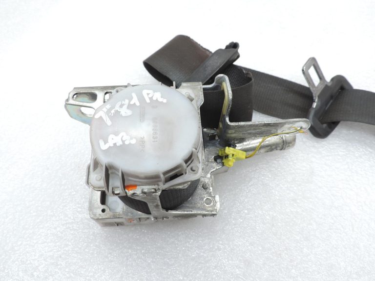 OE Toyota Corolla E21 priekšējā labā drošības josta 🚨 Bojāta 🚨