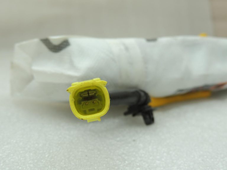 Toyota Yaris IV sānu gaisa spilvens vadītāja sēdeklim (kreisajā pusē) 73920K0010 73920K0011 OE