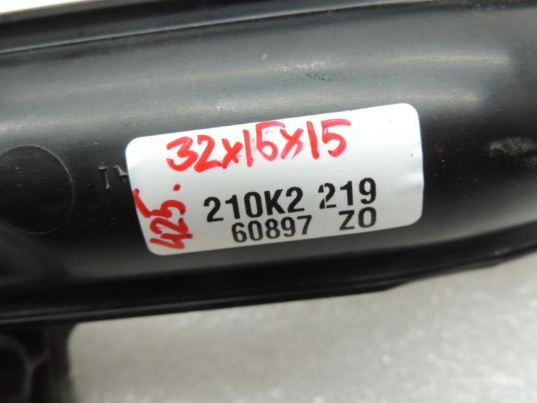 Toyota Corolla E210, C-HR, Auris 1.2T – starpdzesēšanas gaisa caurule, ieplūdes caurule 1736047011