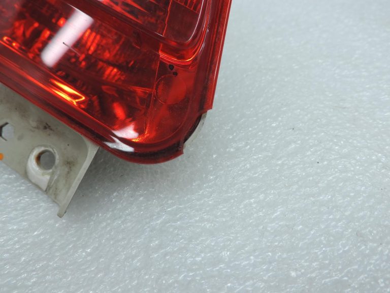 OE Opel Zafira C aizmugurējais kreisais miglas lukturis 13278790