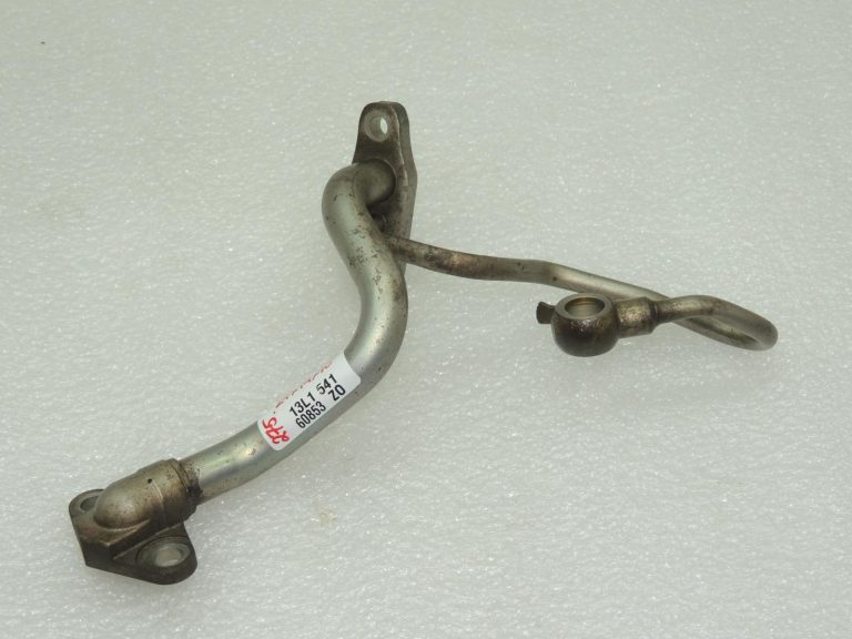 Toyota Corolla 1.2 Turbo eļļas padeves caurule, turbo eļļas caurule 1540747011