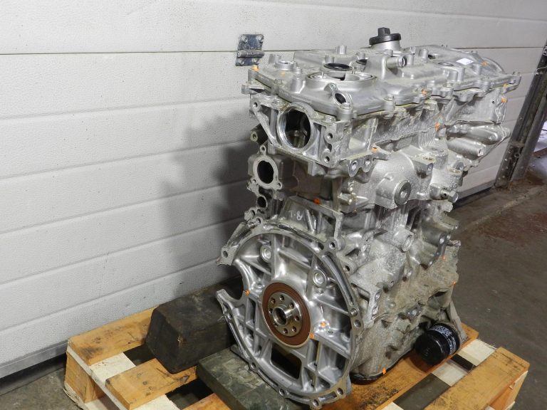 Toyota Corolla E210 oriģinālais dzinējs 1,2 benzīns 8NRFT 8NR U265225 110 000 km