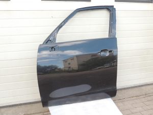 Opel Zafira C Tourer priekšējā kreisā durvju puse (vadītāja puse) GAR 13355178 OE