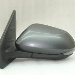 Toyota Yaris IV kreisais ārējais spogulis 1G3 pelēkā metāla krāsā 87940K0030 oriģināls OE