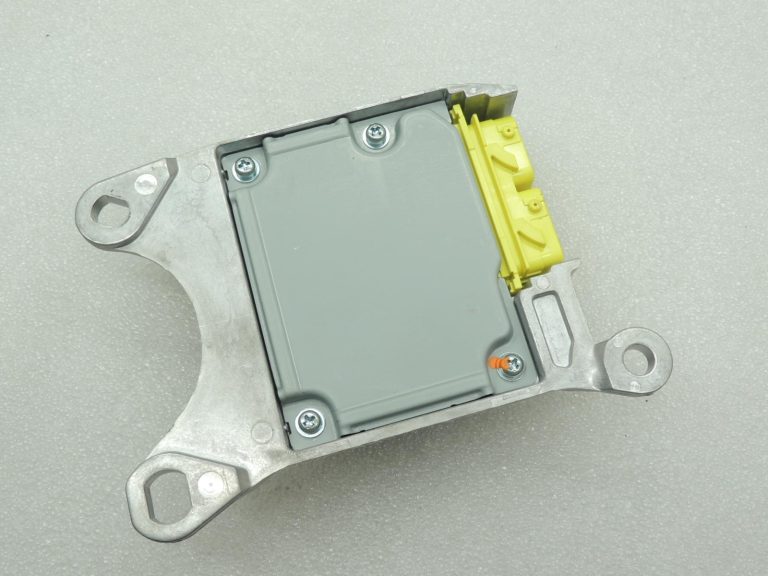 „Toyota Yaris IV“ gaisa spilvenu vadības bloks ar avārijas datiem 89170K0070 OE
