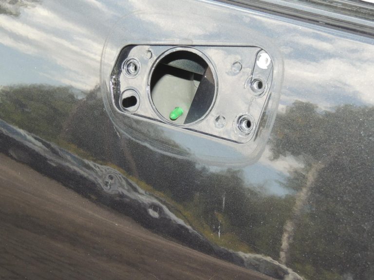 Opel Zafira C Tourer priekšējā kreisā durvju puse (vadītāja puse) GAR 13355178 OE