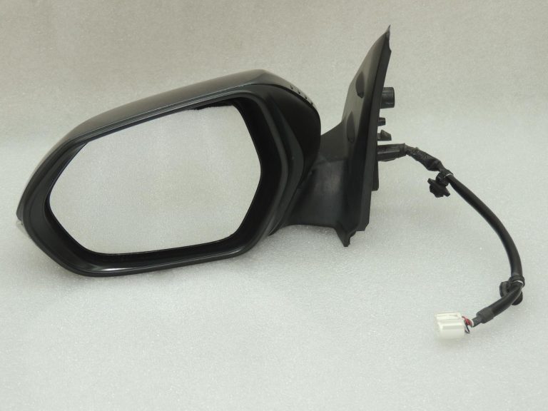 Toyota Yaris IV kreisais ārējais spogulis 1G3 pelēkā metāla krāsā 87940K0030 oriģināls OE