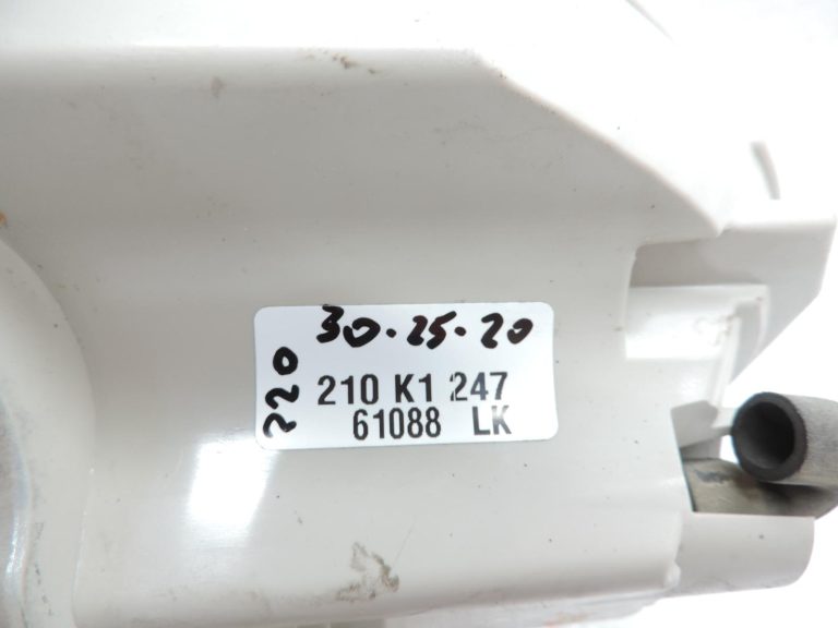 OE Opel Zafira C aizmugurējais miglas lukturis, bampera atstarotājs 13278791
