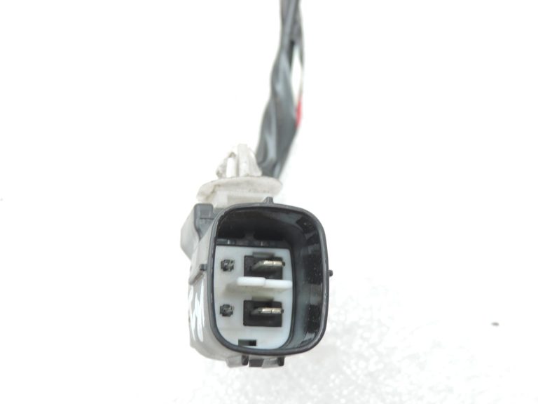 OE Toyota Corolla E21 1,2i 8NRFTS dzesētāja ventilatora vadu komplekts 163640Y020