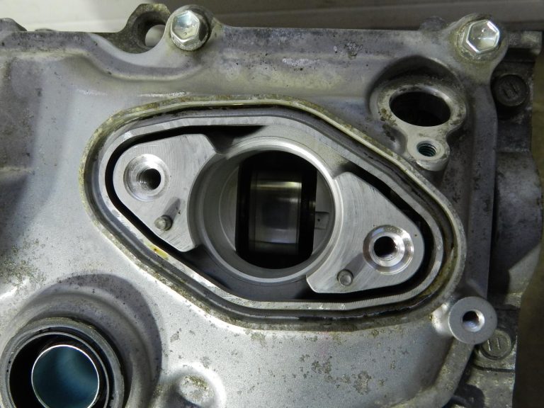 Toyota Corolla E210 oriģinālais dzinējs 1,2 benzīns 8NRFT 8NR U265225 110 000 km