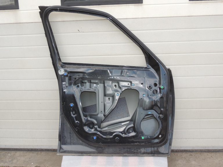 Opel Zafira C Tourer priekšējā kreisā durvju puse (vadītāja puse) GAR 13355178 OE