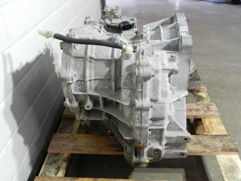 Toyota Corolla E210 oriģinālā automātiskā pārnesumkārba CVT, 110 000 km, 3040012660