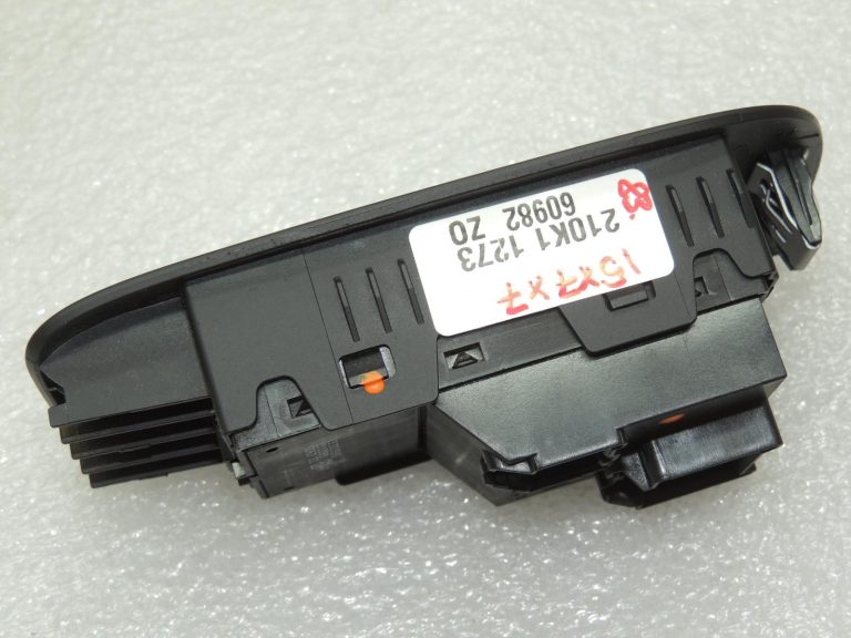 Opel Zafira C Tourer logu pacēlāja slēdzis pasažiera pusē, labajā pusē 13301886 OE