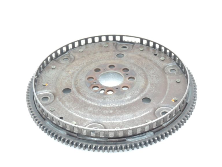 Nissan Navara II D40 3.0DCi V6 V9X svārsts 1231000Q1K Flywheel