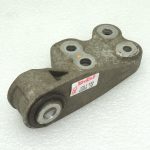 Toyota Corolla E210 1.2T griezes momenta balsts, dzinēja balsts 123640Y180 OE