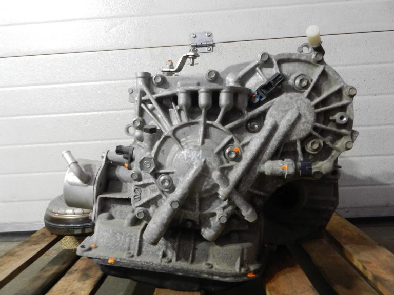 Toyota Corolla E210 oriģinālā automātiskā pārnesumkārba CVT, 110 000 km, 3040012660