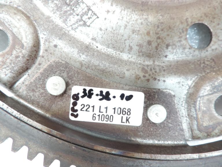 Nissan Navara II D40 3.0DCi V6 V9X svārsts 1231000Q1K Flywheel