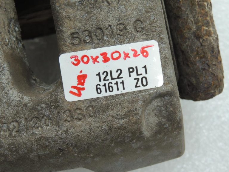 BMW G30 G31 aizmugurējā labā bremžu kluča servodzinēja kronšteins 34216870576 6870576 OE