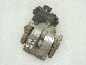 BMW G30 G31 aizmugurējā kreisā bremžu kluča servodzinēja kronšteins 34216870575 6870575 OE