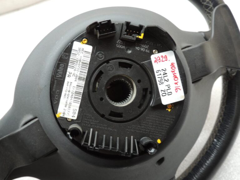 Smart Fortwo 450 Roadster 452 sporta stūre ar ādas apdari un pārnesumu pārslēgšanas svirām Q0008772V004C72W00
