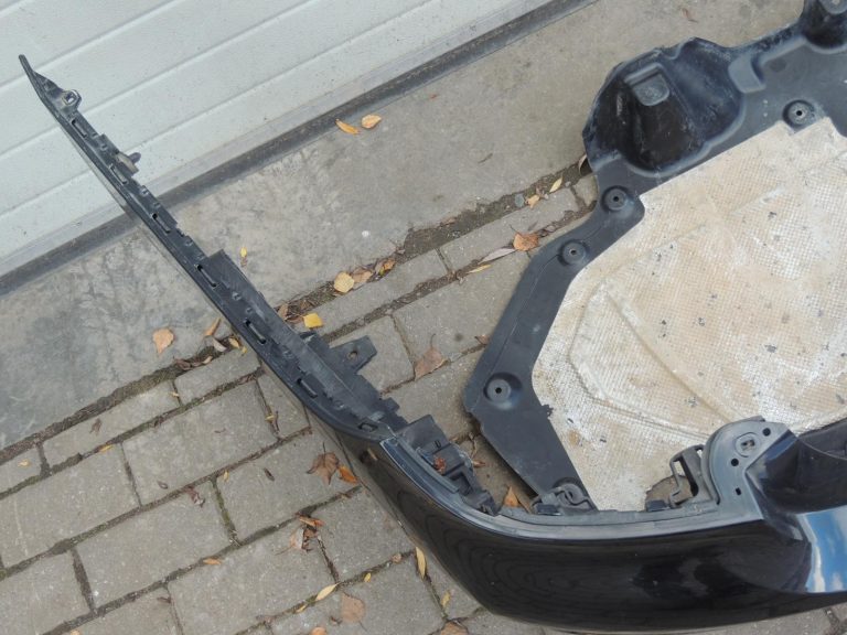 BMW G30 aizmugurējais bampers, komplekts ar aizmugurējo spoileru un difuzoru, PDC 51127475595 7475595