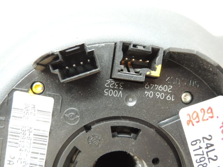 Smart Fortwo 450 Roadster 452 sporta stūre ar ādas apdari un pārnesumu pārslēgšanas svirām Q0008772V004C72W00