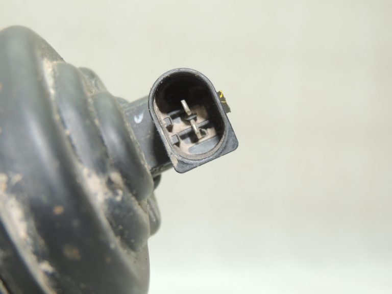 BMW G30 G31 aizmugurējā kreisā bremžu kluča servodzinēja kronšteins 34216870575 6870575 OE