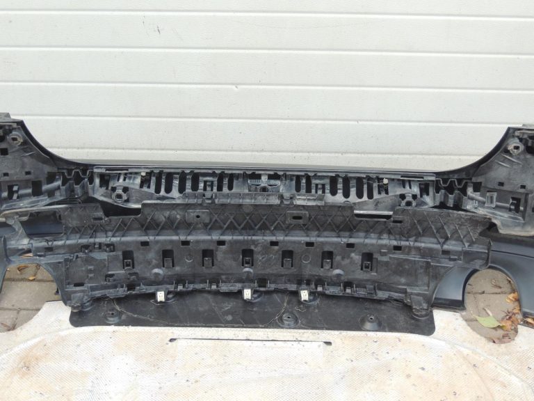 BMW G30 aizmugurējais bampers, komplekts ar aizmugurējo spoileru un difuzoru, PDC 51127475595 7475595