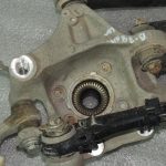 BMW G30 G31 riteņa balsta kronšteins (labais), komplekts: šķērsvirziena svira, piedziņas vārpsta