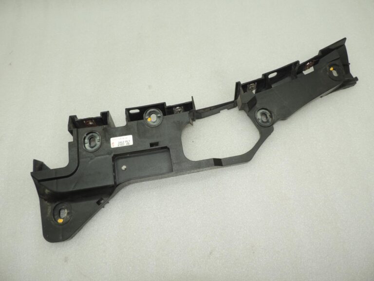 Smart Fortwo 450 turētājs priekšējais labais spārns, buferis Q0000916V016000000 OE