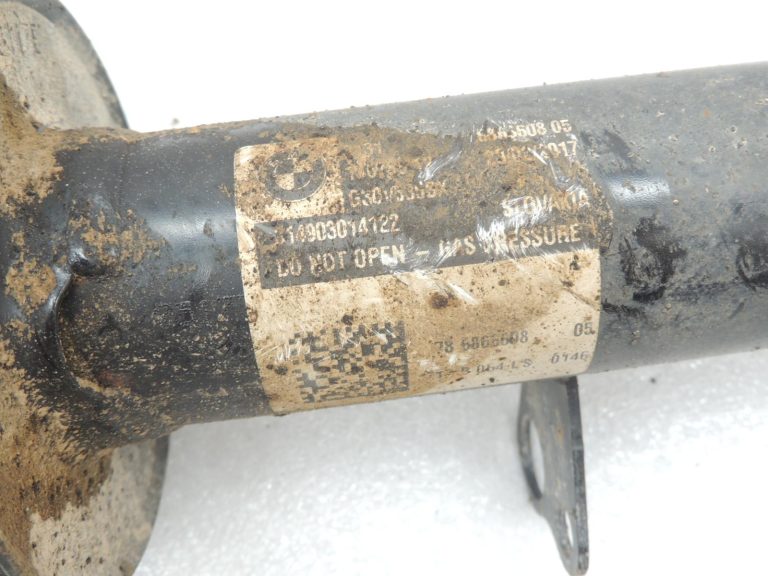BMW G30 G31 priekšējais labais amortizators, atsperes 31316866608 6866608 OE