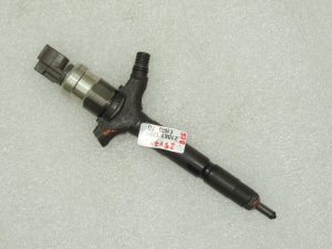 Opel Signum, Vectra C, Saab 9-5, Renault Espace 3.0 V6 degvielas iesmidzinātājs 98432375 OE