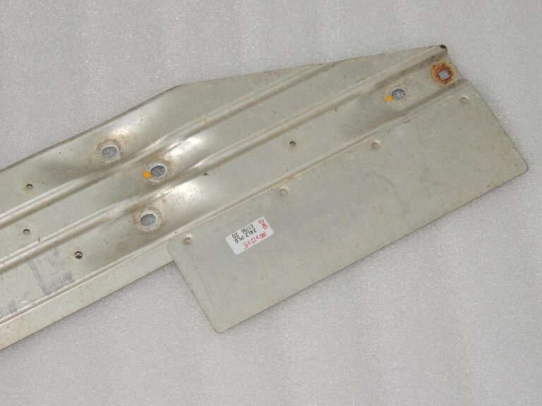 BMW G30 G31 aizmugurējā tunela stiprinājuma savienojuma stieņa 51717334421 7334421 OE