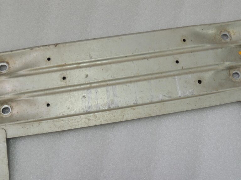 BMW G30 G31 aizmugurējā tunela stiprinājuma savienojuma stieņa 51717334421 7334421 OE