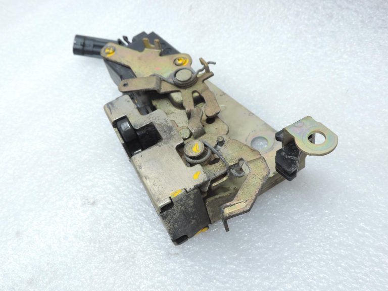 OE Smart ForTwo W450 priekšējā labā durvju slēdzene 0002856V009