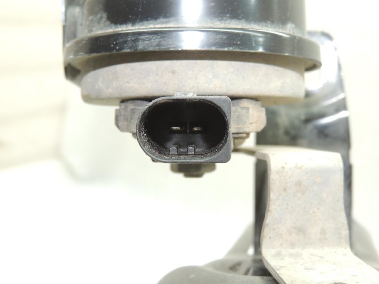 BMW G30 G31 lukturu kronšteins (labais), signāltaure „Fanfare“ 51647383858 61337342945 OE