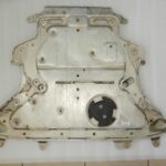 BMW G30 G31 xDrive nostiprinājuma plāksne priekšējai šķērsbalstai 31106887547 6887547 OE