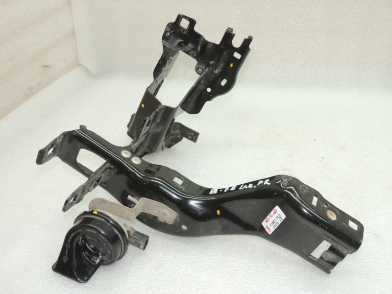 BMW G30 G31 lukturu kronšteins (labais), signāltaure „Fanfare“ 51647383858 61337342945 OE