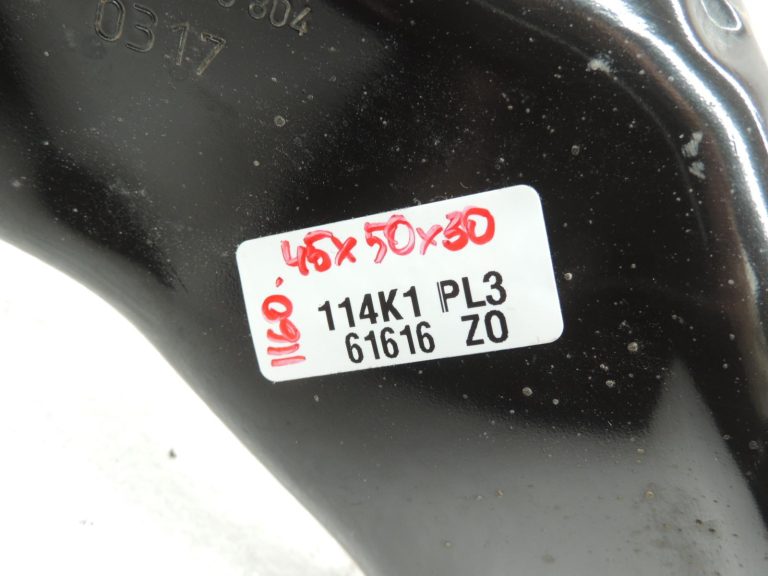 BMW G30 G31 lukturu kronšteins (labais), signāltaure „Fanfare“ 51647383858 61337342945 OE