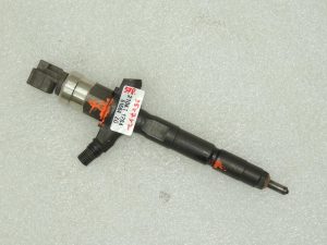 Opel Signum, Vectra C, Saab 9-5, Renault Espace 3.0 V6 degvielas iesmidzinātājs 98432375 OE