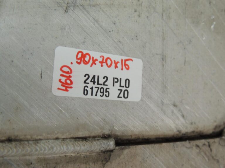 BMW G30 G31 xDrive nostiprinājuma plāksne priekšējai šķērsbalstai 31106887547 6887547 OE