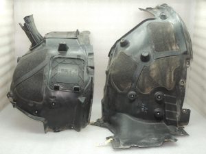 BMW G30 G31 priekšējā labā riteņa arkas apvalks, 2 daļu komplekts 51717340786 51717340796 OE