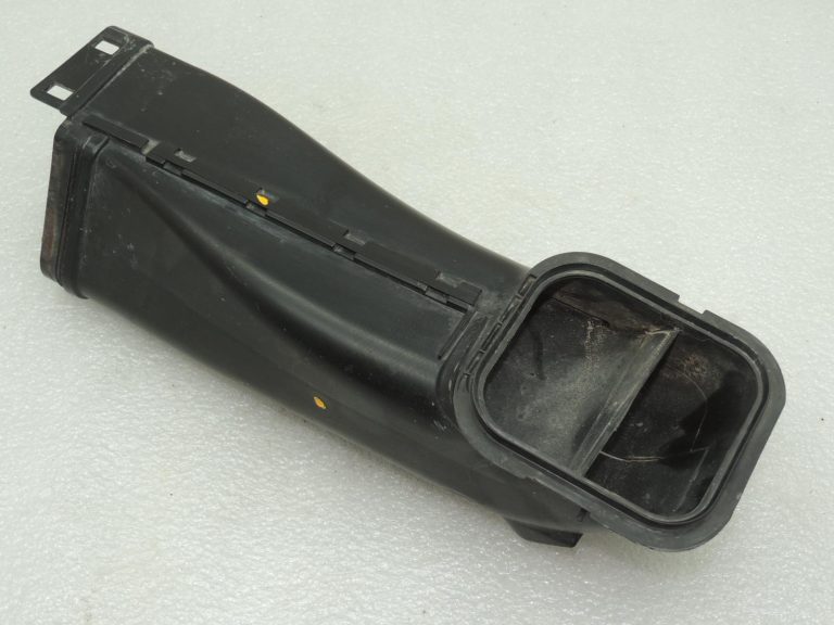 BMW G30 G31 520d B47 ieplūdes caurule, gaisa vads, ieplūdes kanāls 13718577168 8577168 OE